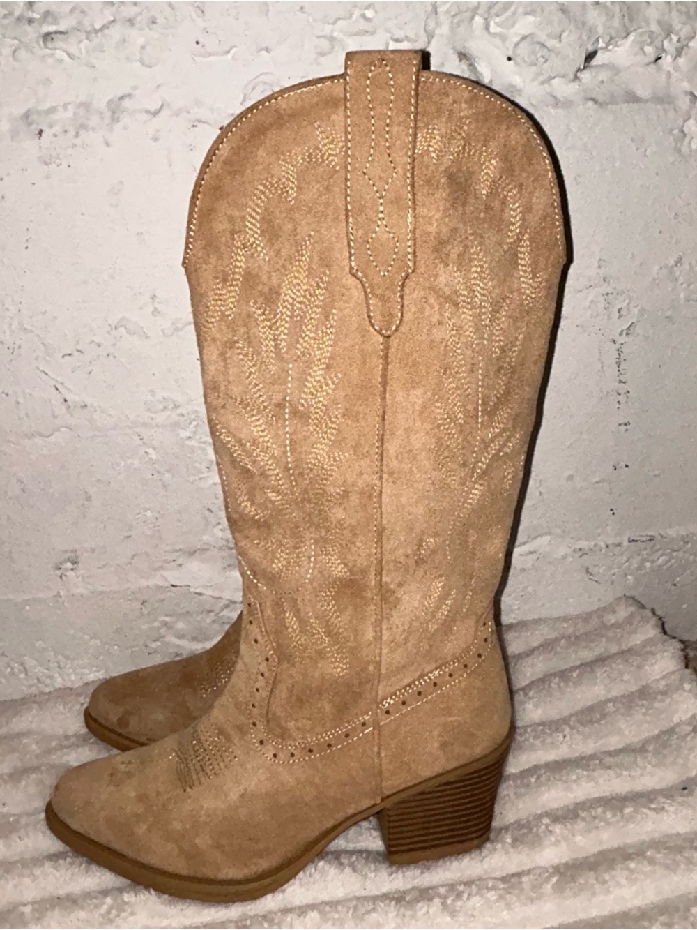 LUV Women’s Size 7 Tan Apricot Western Cowboy Boots Embroidered Pointed Toe
